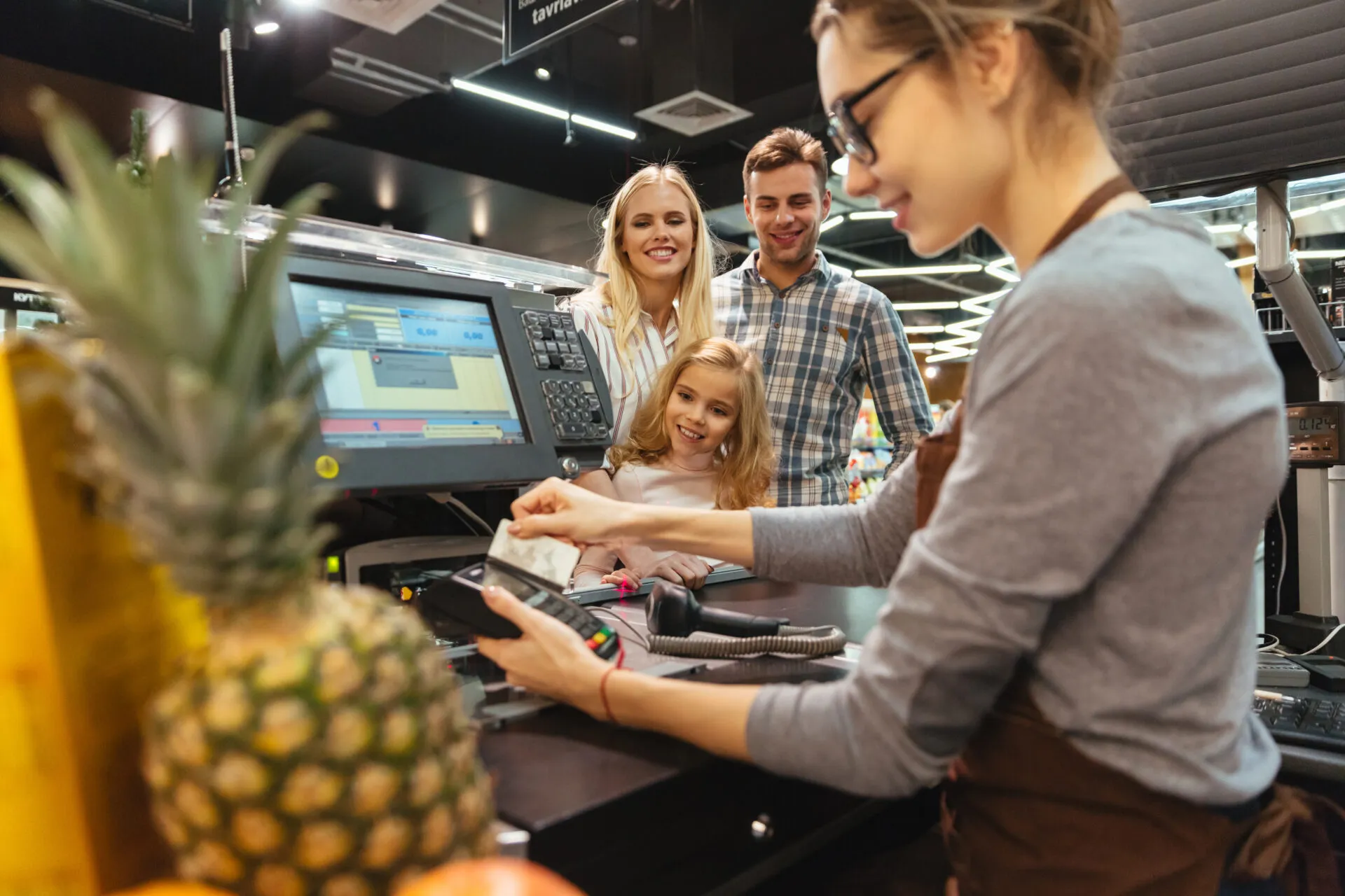 Cómo la facturación electrónica mejora tu empresa con un ERP